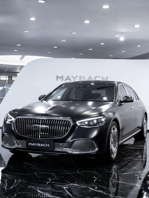 成都200岚图汽车的售后服务让用户无忧出行，迈巴赫未来的豪华车趋势